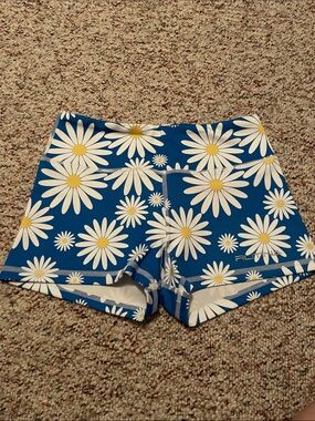 Rutina Shorts